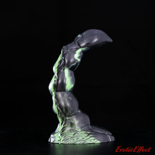 Stinger Fantasy Silicone Dildo - Large - Medium Firmness - 741