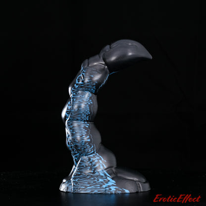 Stinger Fantasy Silicone Dildo - Large - Medium Firmness - 738