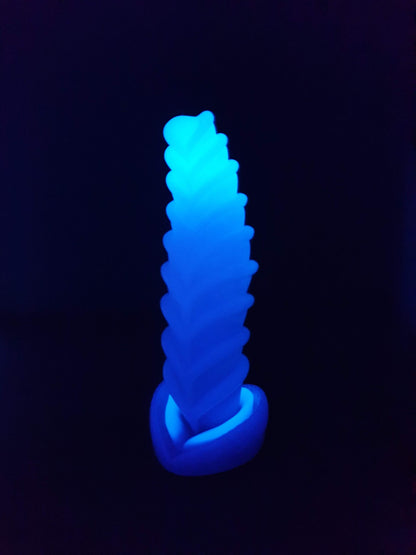 Aearvon Fantasy Silicone Dildo - Large - Medium Firmness - FLOP