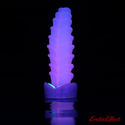 Aearvon Fantasy Silicone Dildo - Medium - Medium Firmness - 068